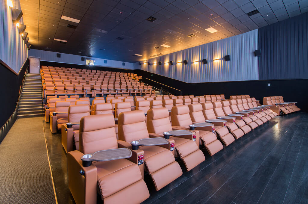 Studio Movie Grill Inorca